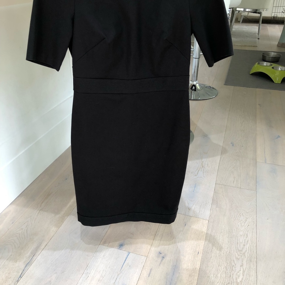 Banana Republic NWT classic black dress - Picture 3 of 8